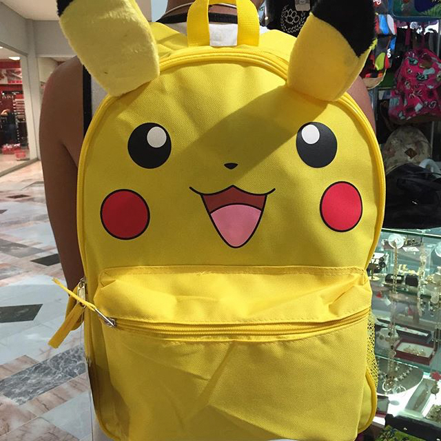 Comprar Mochila Pokémon Peluche Pikachu OFICIAL Pokémon mejor precio
